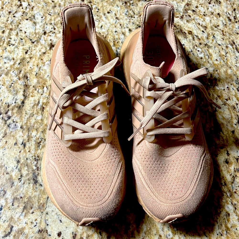 Women’s Adidas Ultra Boost 21
